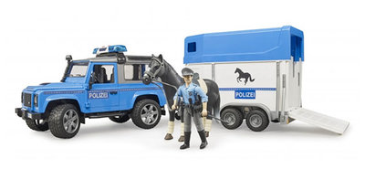 politieset met landrover, trailer, paard en figuur