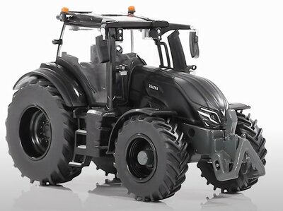 Britains-43309-Valtra-Q-305.JPG